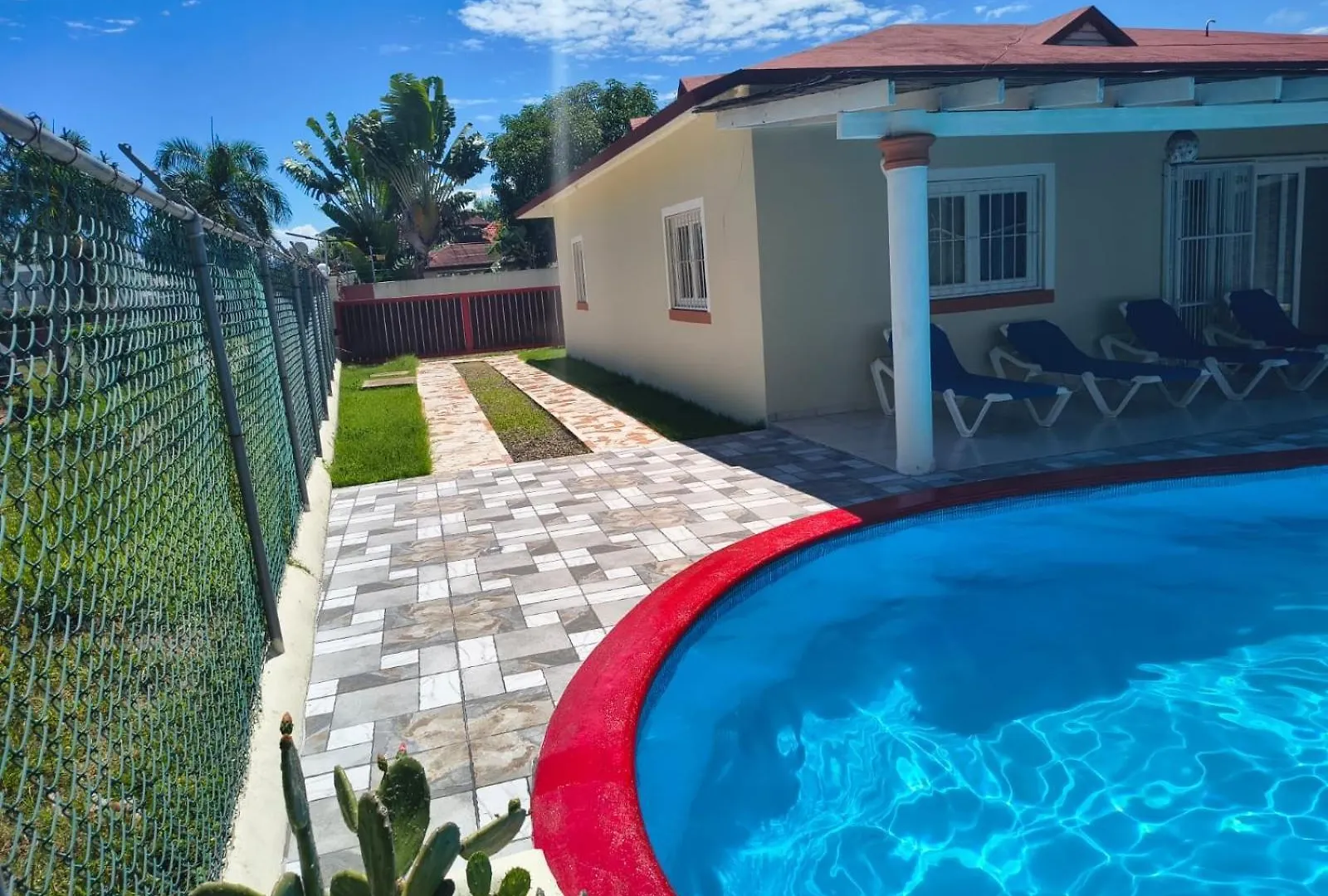 Villas Michaela Caribbean의 연락처